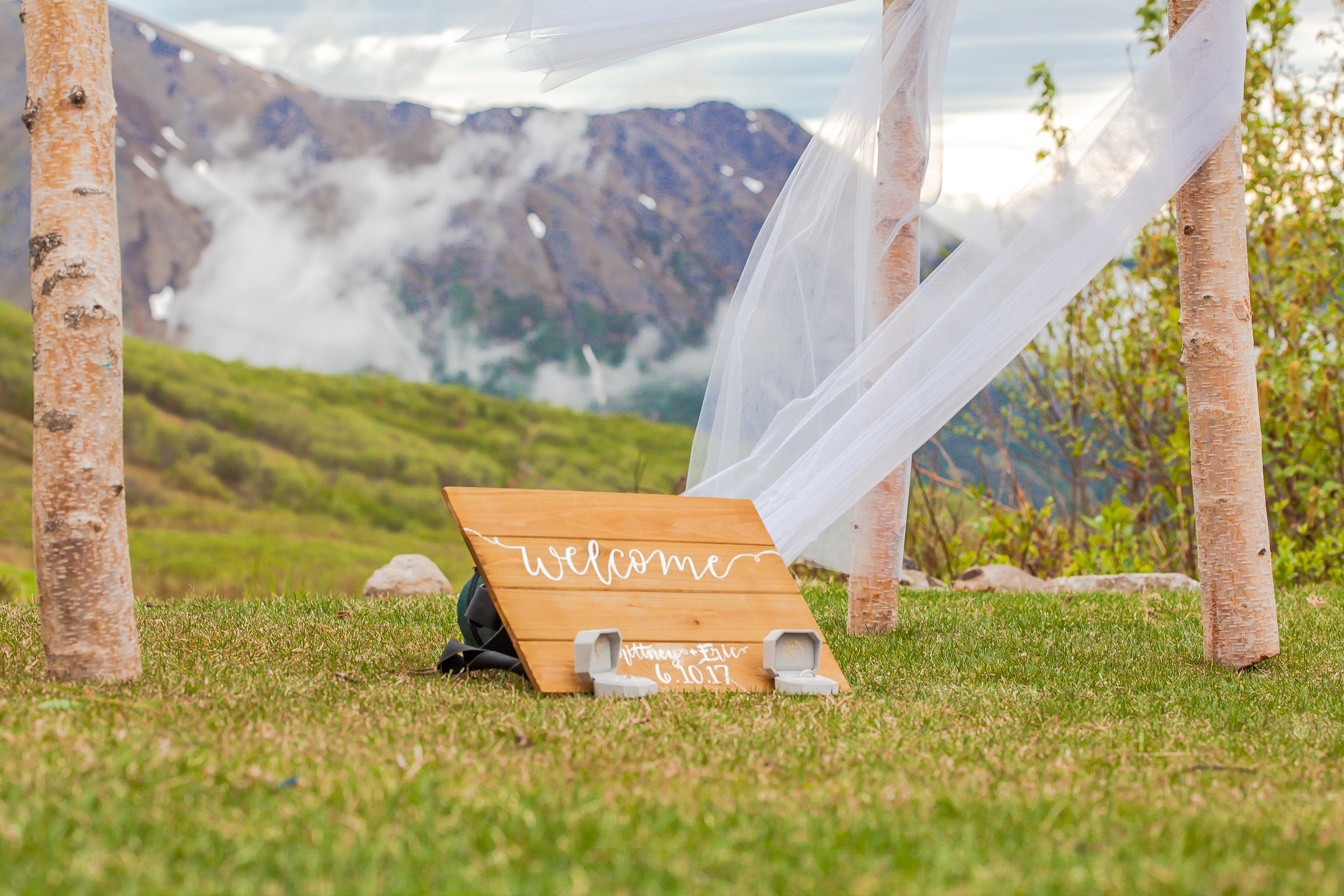 How To Select The Best Wedding Planner Featured